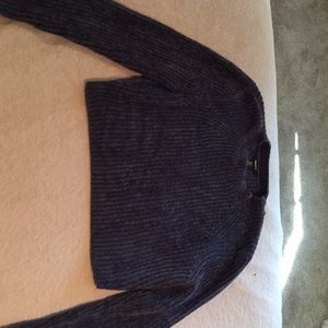 Crop top sweater